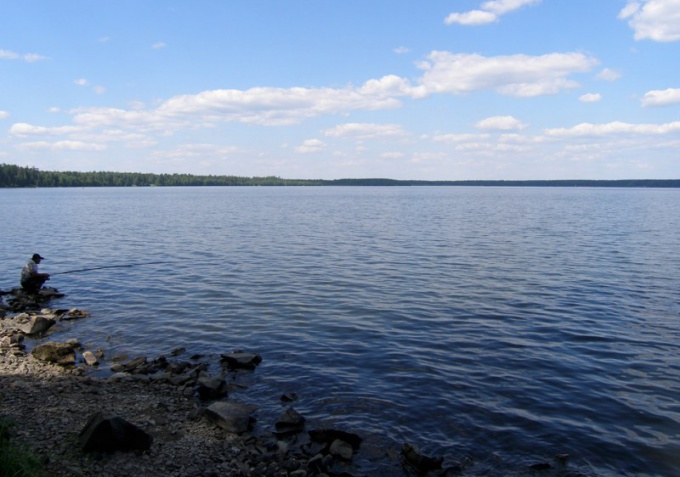 발티 호수 (Lake Balti)는 예 카테 린 부르그 (Yekaterinburg) 시민들이 도시 근처에서 가장 좋아하는 장소 중 하나입니다.